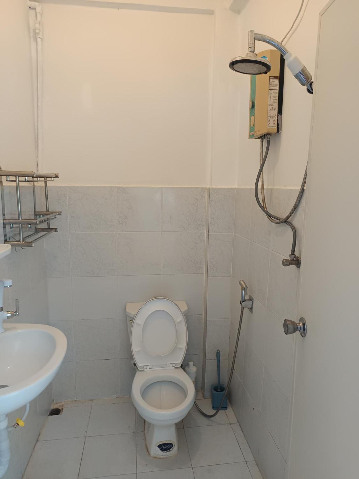 Sv. House Hotel Джомтиен Бийч Екстериор снимка